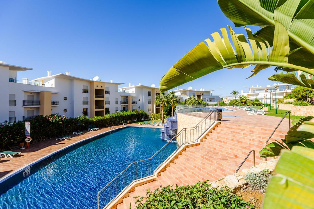 Bnb Homes Ocean View Apartment With Relax Terrace, 2 Swimming Pools & Tennis Court アルブフェイラ エクステリア 写真